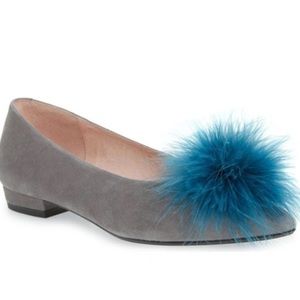 Patricia Green Maribou Feather Pouf Flat 11 Suede Gray Point Toe originally $210